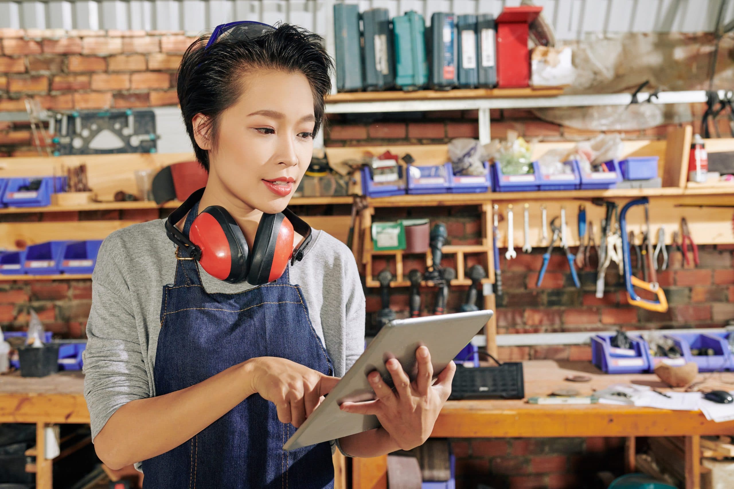 Strategic Acquirers & Corporate Buyers